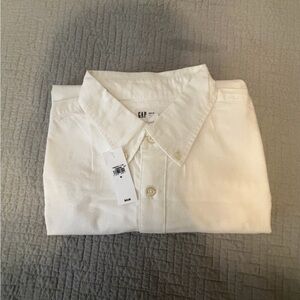 GAP Men's white Button Down Shirt